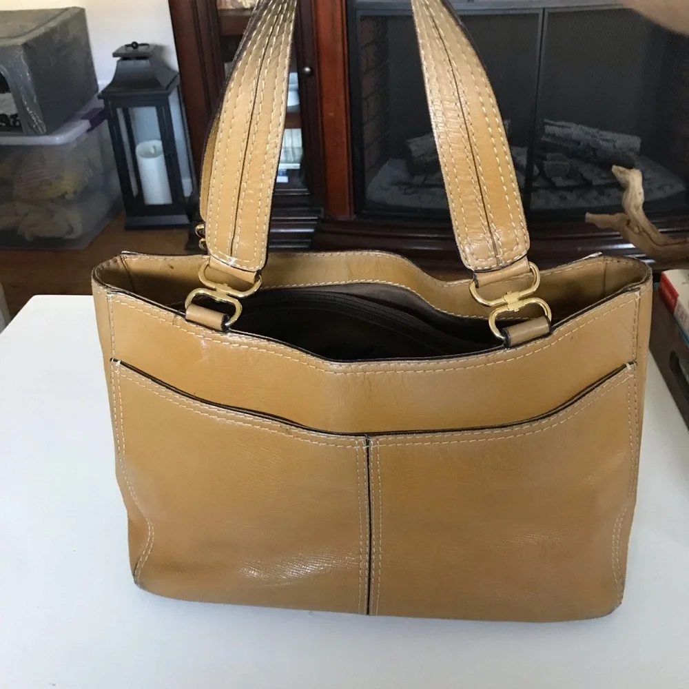 Vintage Leather Satchel Bag Camel Brown Adrienne Vittadini Classic Top Handle